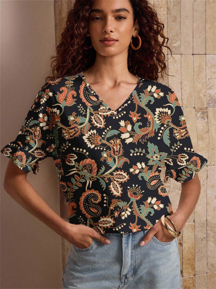 Shutterstock Glamance Camisa de vacaciones con cuello en V casual, manga de murciélago y estampado de anacardo para mujer - Multicolor - Ver 1