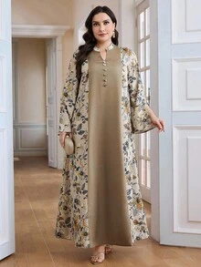 Al Najma 大码女式花卉印花缺口领优雅长袖阿拉伯风长裙 - 彩色 - 查看 4