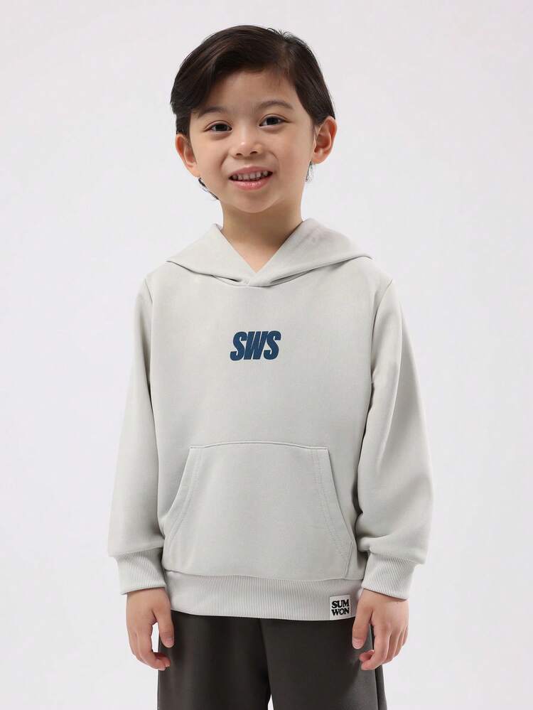 앞면 로고와 뒷면 프린트가 있는 컬렉션 후드 티셔츠