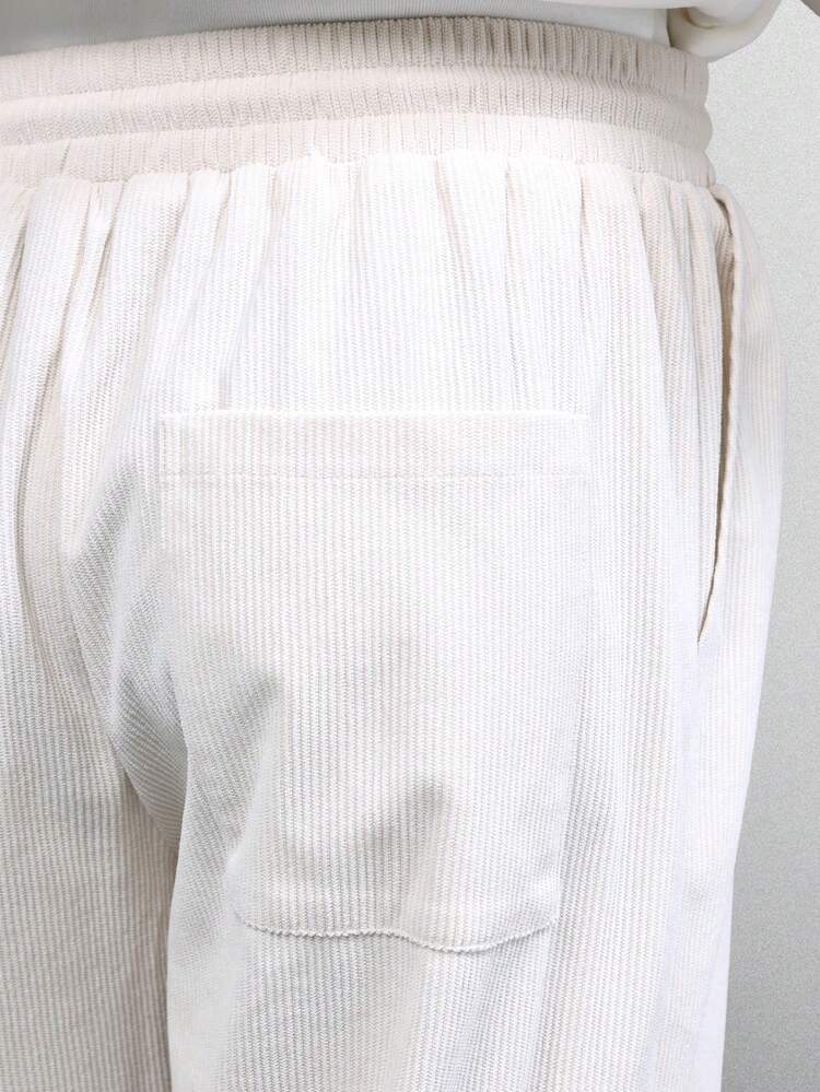 Cordhose mit weitem Bein und Kordelzug in der Taille