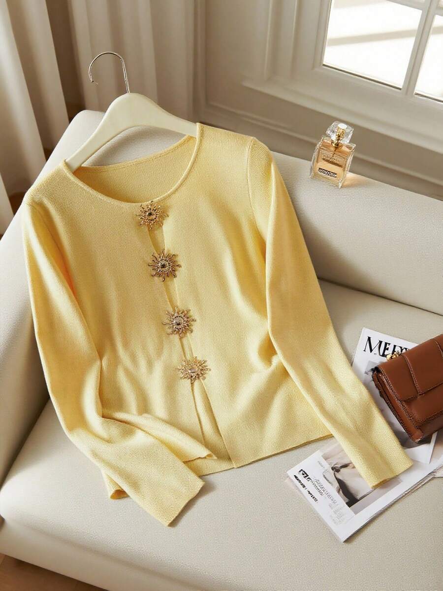 Franclia Metal Button Closure Slim Fit Crew Neck Long Sleeve Top, Suitable For Commuting Fall Winter Cloth For Women - Yellow - View 1