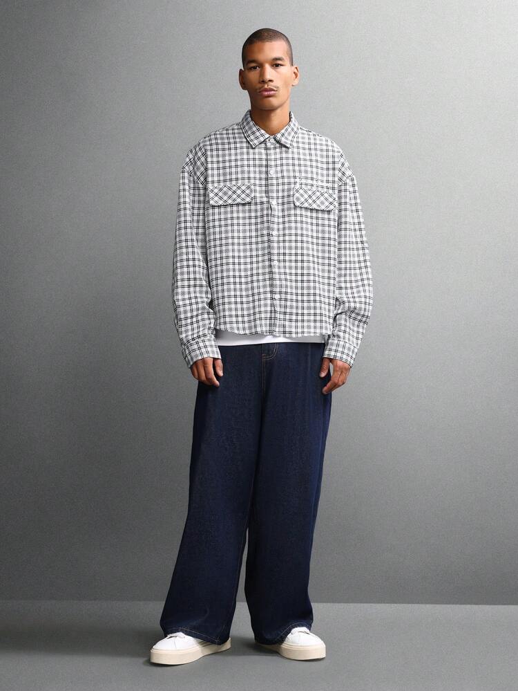 Plaid Flannel Button Down Shirt With Front Pockets