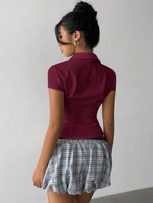 Aloruh 女士优雅通勤休闲纯白色短袖褶腰衬衫，百搭春夏季 - 紫紅色 - 查看 4