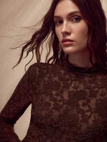 MOTF PREMIUM 透明蕾丝T恤 - 棕色 - 查看 7