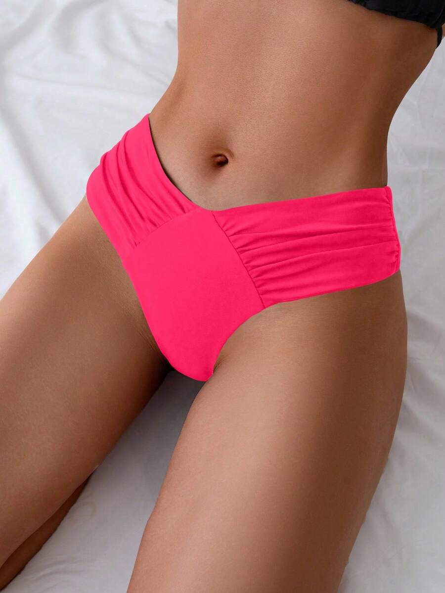 Swim Basics 女士纯色褶皱 V 领比基尼泳裤，夏季泳装 - 西瓜粉 - 查看 1