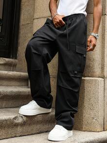 Manfinity Homme Pantalones cargo casuales sueltos con cintura con cordón y pliegues, de unicolor, para hombres de talla grande, para otoño - Negro - Ver 4