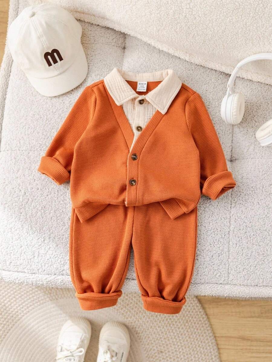 SHEIN 2 件套男婴秋冬可爱针织二合一拼色长袖上衣和松紧腰裤套装,适合生日派对、狂欢派对、晚会、表演、婚礼、迎婴派对和 1 岁生日庆祝秋季 - 彩色 - 查看 1