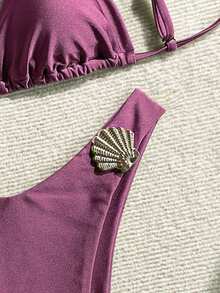 Costavie 2 件套夏季假期闪亮纯色粗肩带金色扇贝装饰三角杯文胸和高叉比基尼泳裤性感泳衣套装 - 中紫紅色 - 查看 4