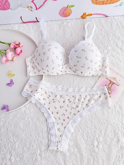 PetitDoll Ditsy Bloemen Contrast Kanten Underwire BH Set view 6