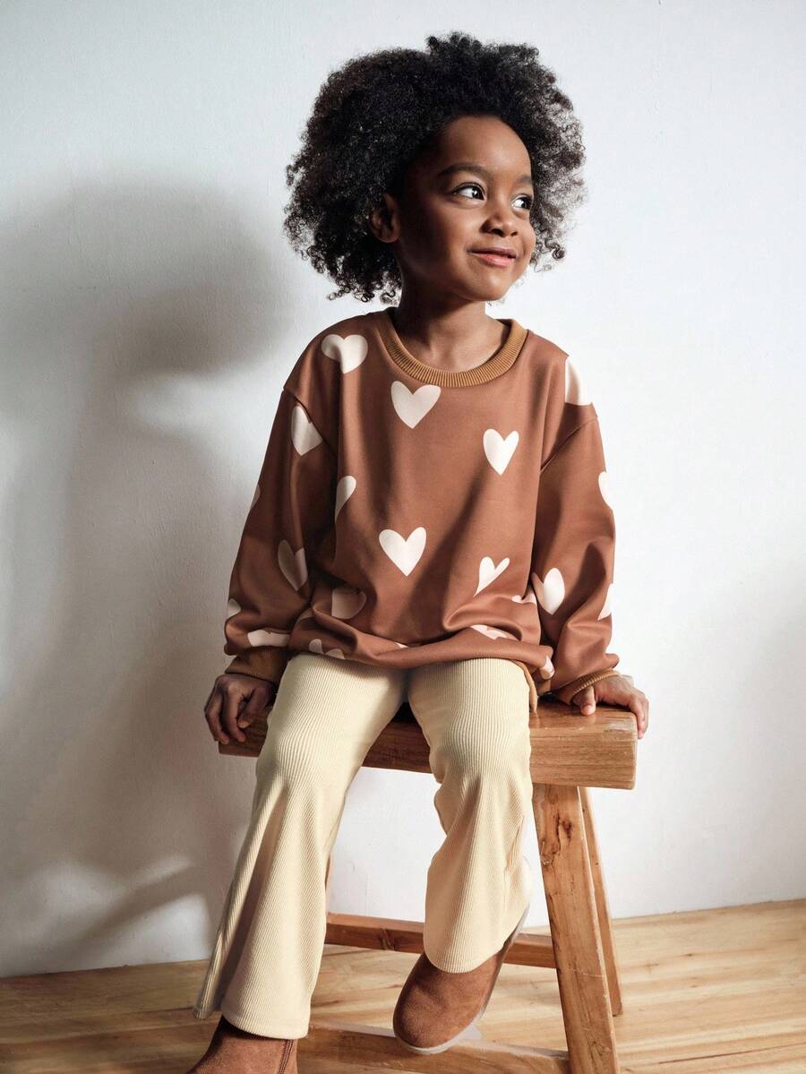SHEIN 2pcs/Set Young Girl Brown Heart Pattern Round Neck Sweatshirt And Flare Pants Set,Autumn School Back-To-School Fall Winter Outfit - Chocolate Brown - View 1