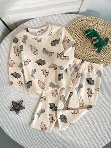 SHEIN Playful Pals 两件套幼儿男童恐龙印花加厚长袖上衣和裤子睡衣套装 - 卡其色 - 查看 7