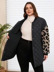 EMERY ROSE Áo khoác mùa đông dài tay, cài cúc đơn, cổ áo bóng chày, họa tiết da báo, phối màu, cỡ lớn dành cho nữ. Áo khoác cỡ lớn, áo khoác mùa đông cỡ lớn, áo khoác chần bông cỡ lớn, áo khoác họa tiết da báo cỡ lớn, áo khoác mùa đông cỡ lớn dành cho nữ, áo khoác năm mới cho nữ, áo khoác thường ngày cho nữ, áo khoác họa tiết da báo. - màu đen - Xem 9