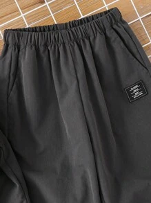SHEIN 2 件套年轻男童休闲插肩袖立领装饰丝带立领半开襟夹克和松紧腰裤套装，羊毛，加厚 - 灰色 - 查看 3