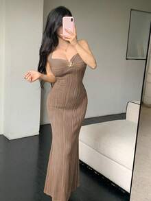 Celisse 女式优雅纯色纹理修身挂脖系带鱼尾长裙 - 摩卡棕 - 查看 5