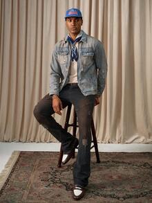 Manfinity Homme Herren Skinny Jeans im Used-Look mit ausgefranstem Bein und Rissen, Gothic Jeans für Männer