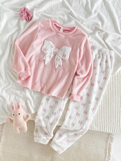女童毛绒法兰绒睡衣套装，秋冬款，包括带刺绣蝴蝶结设计的长袖上衣和印花蝴蝶结羊毛裤，休闲舒适的两件套家居服