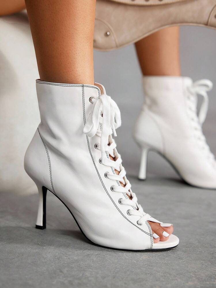 CUCCOO SZL Women's Black PU Leather White Lace Up Round Toe Fashion Ankle Boots