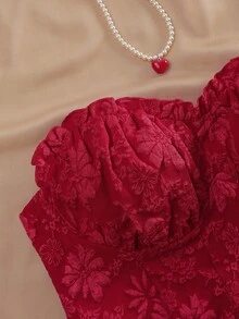 SHEIN Tall CURVE Vacation White Sexy Ruched Textured Fabric Bustier Crop Top With Ruffle Hem, - Red - View 5