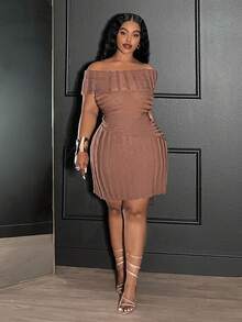 Veslaya 2025 秋冬新款休闲通勤优雅浪漫派对日常聚会办公室装，Office Siren，Easywear 优雅通勤连衣裙，手工纹理针织纯棕色露肩短款修身连衣裙，适合大码女士 - 棕色 - 查看 5