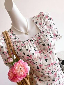 Sweetra Young 適合少女度假穿搭的小花束口袋泡泡袖裙