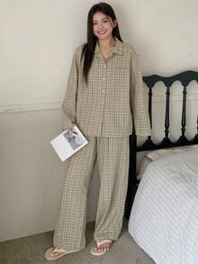 Dazy Plus 两件套加大码女式格子翻领宽松上衣和裤子睡衣套装，春秋季、秋冬季服装，舒适套装 - 卡其色 - 查看 5