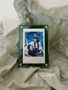 Joivida 1 件轻巧且韧性好的 3 英寸相框展示架，透明防碎照片卡夹，具有反光棱镜效果，现代搁架装饰和桌面收纳架，ASMR 点击锁收藏品展示架 - 彩色 - 查看 14