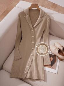 Franclia 秋冬新款纯色百搭V领金扣开衫，修身长袖针织修身连衣裙，优雅精致简约时尚日常通勤性感商务弹力罗纹领毛衣连衣裙 - 杏色 - 查看 1