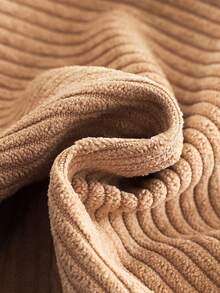 SHEIN 男婴休闲纯色加厚灯芯绒弹力腰裤，3种颜色可选，舒适透气。这款男婴灯芯绒裤采用经典设计和柔软面料，适合各种休闲场合。无论是日常居家、户外活动还是节日庆典，都能展现宝宝的可爱与时尚。简约的风格和百搭的颜色使其成为打造萌娃造型的理想之选。秋冬季适用。 - 彩色 - 查看 3