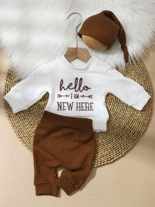 SHEIN HELLO Letter Embroidered Newborn Photography Outfit, Baby Boy/Girl Top, Pants, Hat 3pcs Set, Infant 1 Month To 100 Days Studio Photo Prop Clothing Fall Winter
