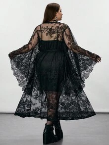SHEIN CURVE+ Plus-Size Women's Ultra-Loose Lace-Spliced Long Black Lace Dresshalloween /Halloween Costume Women/Halloween Costumes / Halloween Shirt / Winter / Autumn