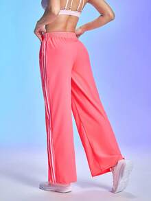 SHEIN Sovereign Charm Women's Fashionable Pink Yoga/Outdoor Sports Pants With Phone Pocket - Pink - View 2