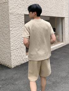 Mirajuku 青少年男孩夏季字母印花贴片短袖 T 恤搭配短裤套装