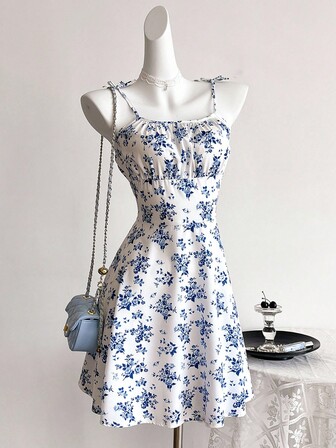 SHEIN Sweetra Young Teenage (Girls) Dress, Adjustable Spaghetti Strap, Bow Decor, Blue & White Floral Print, Pleated Camisole Short Swing Dress, Suitable For Summer,Holiday,Summer,Travel