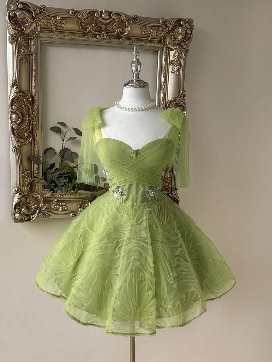 Lovelzi 优雅浅绿色网纱无肩带系带蝴蝶结刺绣贴花A字薄纱层叠毕业/生日/婚礼/正式派对礼服、舞会礼服、下午茶礼服、毕业典礼礼服、女士毕业礼服、返校礼服、情人节礼服 - 薄荷綠 - 查看 1