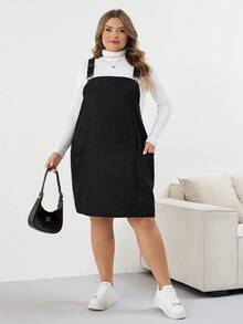 SHEIN CURVE+ Plus Size Women Black Corduroy Dress With Pockets And Adjustable Straps, Suitable For Halloween/Autumn /Winter