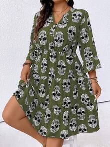 SHEIN LUNE Plus Size Women Leopard & Skull Print V-Neck Flare Sleeve Casual Dress