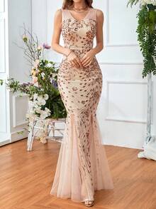 SHEIN Belle Vestido de graduación con abertura lateral, contraste de lentejuelas y malla, elegante vestido de noche formal para invitados de boda, graduación, cena y fiestas festivas - Champán - Ver 4