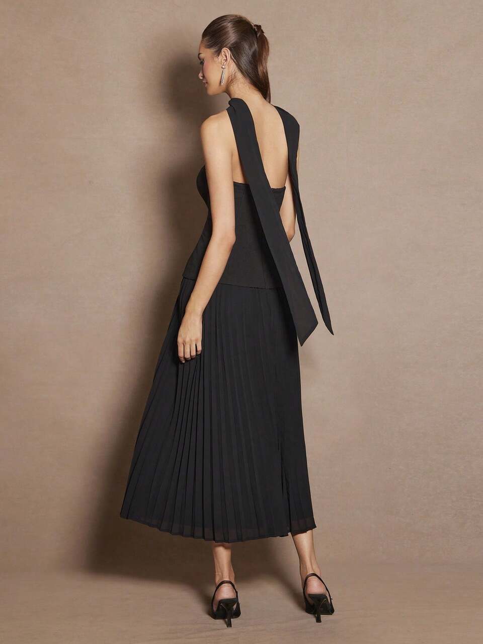 Enchnt Women's Black Summer Elegant Dining Tube Maxi Dress, Pleated Hem With Neck Ribbon,Sweet Wedding Guest & Holiday Autumn Fall Dresses For Women