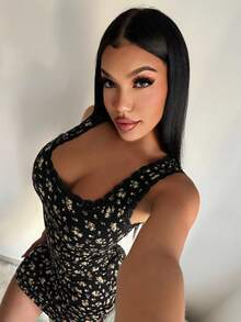 SHEIN SXY 女式性感碎花方领蕾丝边修身迷你连衣裙，夏季假日风格 - 彩色 - 查看 1
