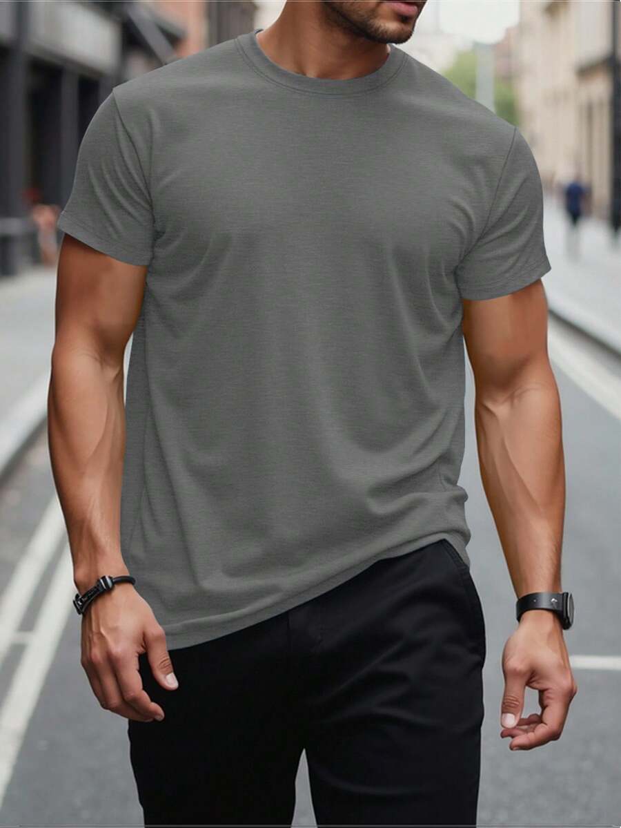 Manfinity Homme Herren einfarbiges minimalistisches lässiges Rundhals Kurzarm T-Shirt, einfarbiges T-Shirt, Slim Fit T-Shirt, graues T-Shirt, Herren Sommer T-Shirts - Grau - Übersicht 1