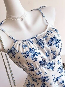 SHEIN Sweetra Young 青少年（女孩）连衣裙，可调节细肩带，蝴蝶结装饰，蓝白花卉印花，褶皱吊带短摆连衣裙，适合夏季 - 藍色 - 查看 3