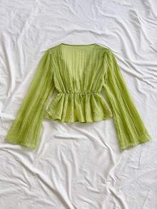 Soleia 荷叶边下摆喇叭袖系带衬衫 - 綠色 - 查看 2