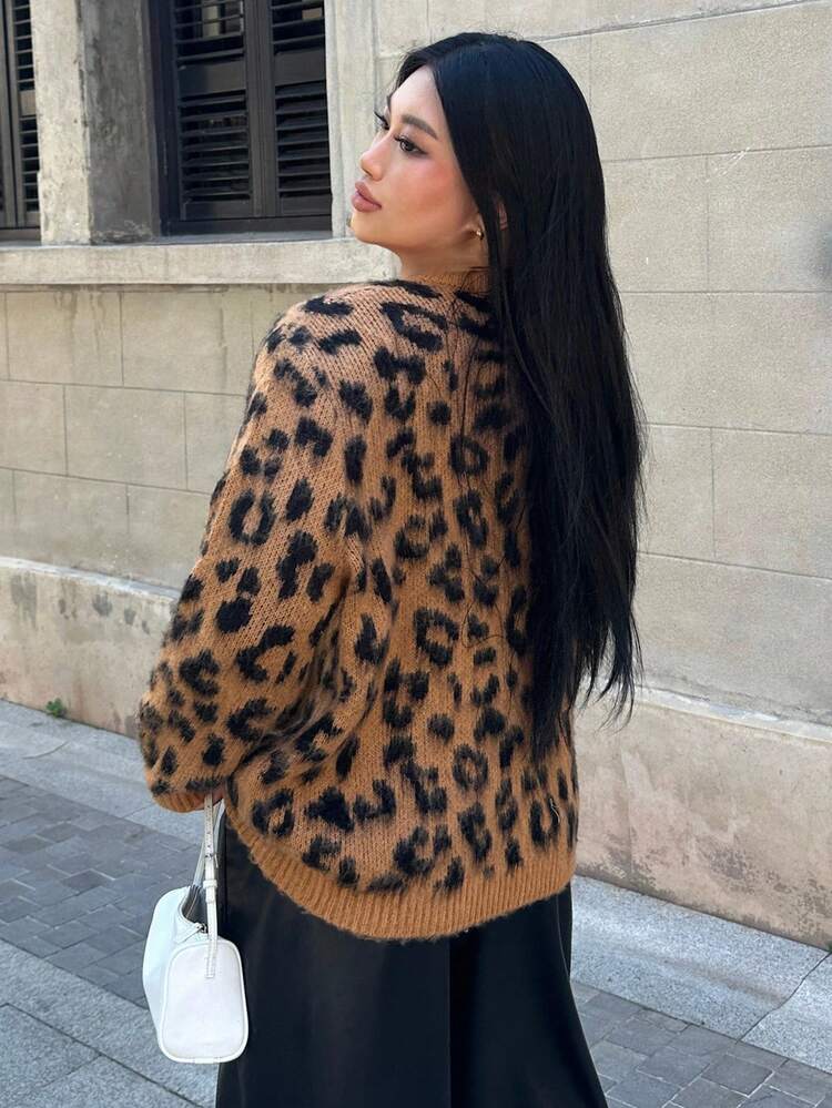 Dazy Plus Leopard Print Loose Fit Plus Size Sweater Cardigan, Street Style For Plus Size Women, Autumn