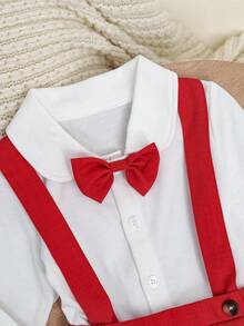 SHEIN 2 件套幼儿男孩可爱正式绅士风格服装，包括白色长袖蝴蝶结领衬衫和休闲吊带裤，时尚优雅帅气，适合生日派对、典礼、表演、婚礼、迎婴派对、洗礼等正式场合，春季/秋季 - 紅色 - 查看 3