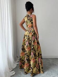 Elenzga Standard Size Women 2 Pieces Set: Shell Trim Decorated Front Opening Top + Embroidered Skirt