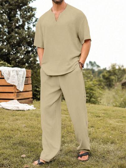 Manfinity RSRT 2pcs Men's Solid Color V-Neck Short Sleeve T-Shirt And Pockets Casual Pants Set, Summer, Cozy Outfits