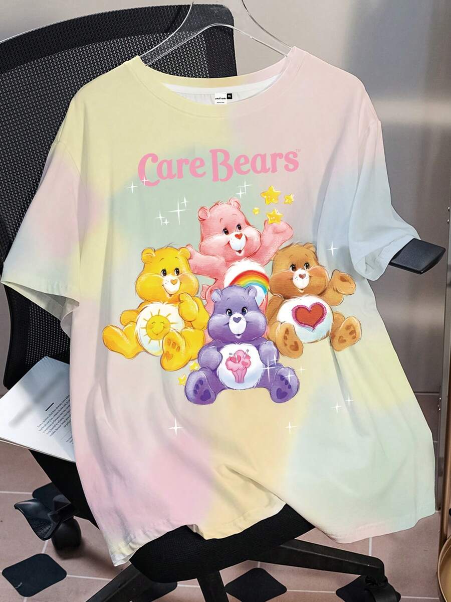 SHEIN X Care Bears Plusstorlek Dam Casual Söt T-shirt med Batikmönster, Söt och Nedsänkt Axel, Sommar, Plusstorlek - Multifärgad - Visa 1
