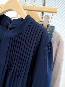 EMERY ROSE 新款大码女装优雅通勤褶皱设计纯色衬衫，商务正装，适合日常外出、出差，简约显瘦青春大方得体