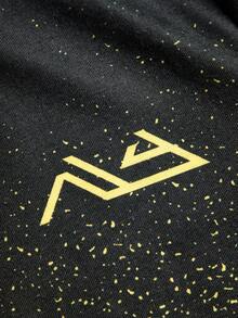 SHEIN 2件套青少年男孩休闲图案印花圆领短袖T恤和慢跑裤套装 - 黃色 - 查看 6