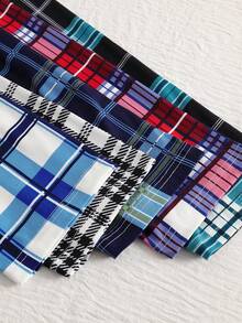 5pcs Boys Plaid Casual Pants, This Pants Combination Set Is Suitable For Tween Boysto Wear Casually At Home, And Can Also Be Worn As Indoor Leisure Wear. The Simple Design Style Makes It Easy To Match, Allowing Boys To Exude Fashion And Vitality At Home. Suitable For All Seasons, Stretchy And Breathable Knit Fabric, Machine Washable, Comfortable Fit, And Easy Care (5 Pieces Are Sold Separately) Plaid Pants Fall Winter - Multicolor - View 7